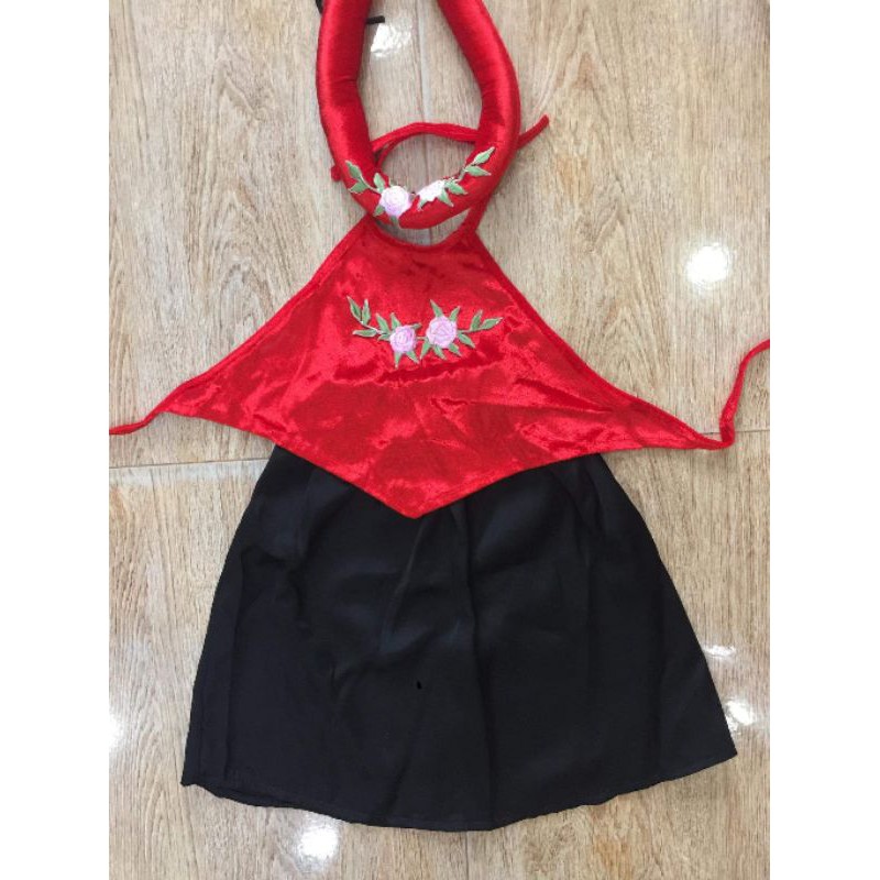 Set yếm đào cho bé