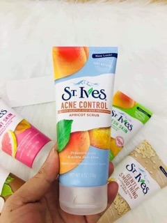Sữa Rửa Mặt - tẩy TBC ST.IVES