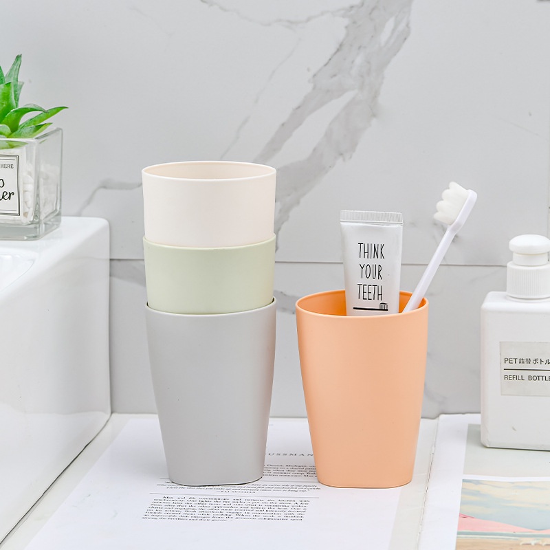 Cốc Nhựa Đựng Bàn Chải Đánh Răng Thiết Kế Đơn Giản Tiện Dụng Khi Đi Du Lịch