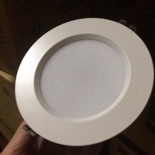 Đèn led âm trần 90/9w trắng rd