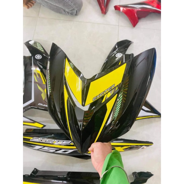 Tem rời exciter 150 đen phối vàng, tặng kèm set logo, tem 3 lớp không bay màu