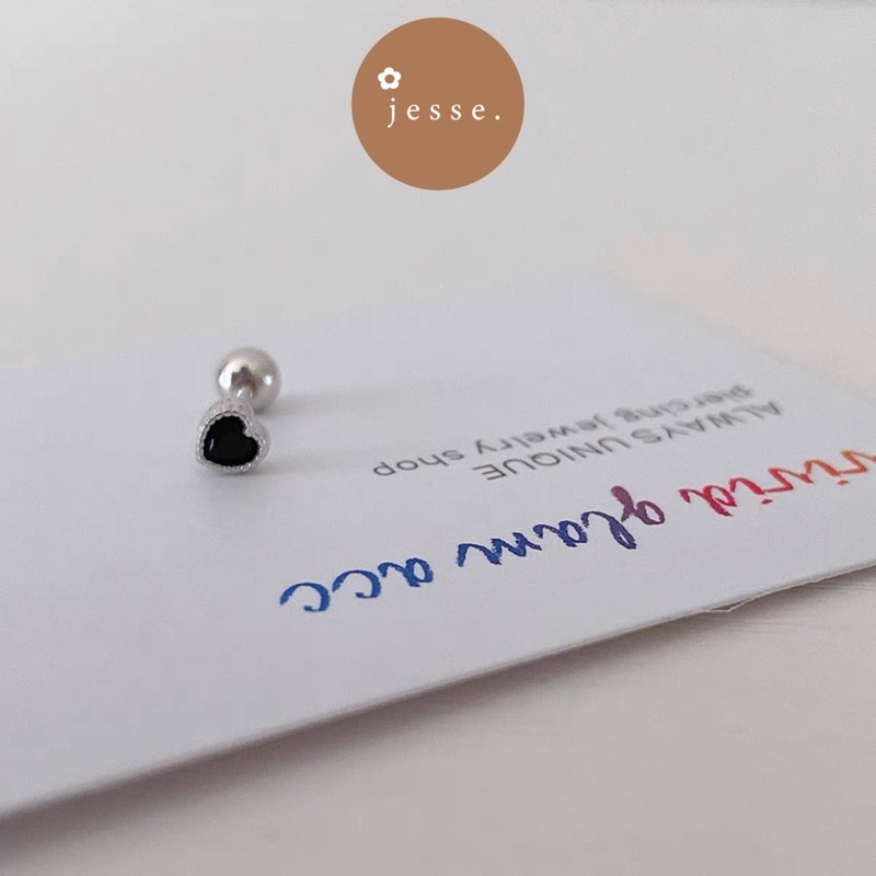 Khuyên tai tim nhiều màu không gỉ T6 jesse store