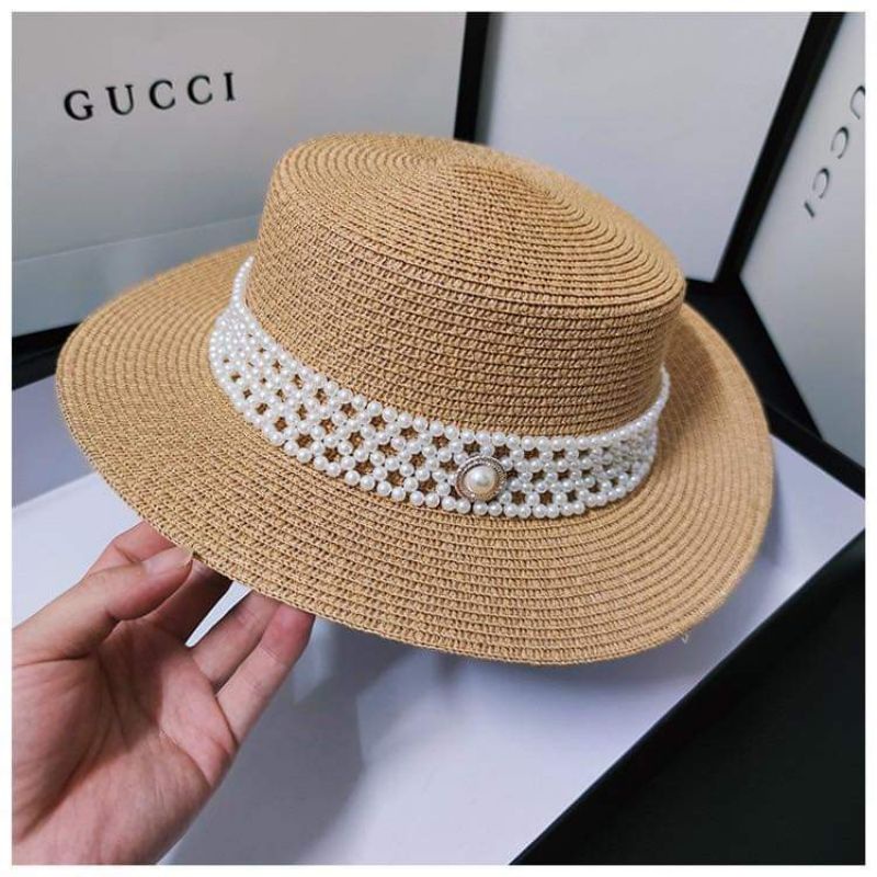 Mũ cói vành nhỏ đi biển đai ngọc đính hạt ngọc trắng sang chảnh