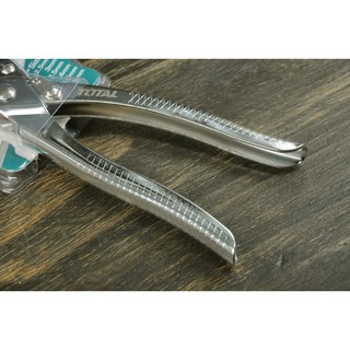 Kìm bấm lỗ Total THT3351