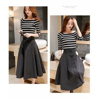 Chân Váy Xòe Vintage Phối Nút