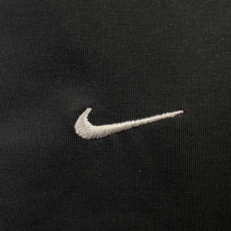 Áo Thun Thêu Nike