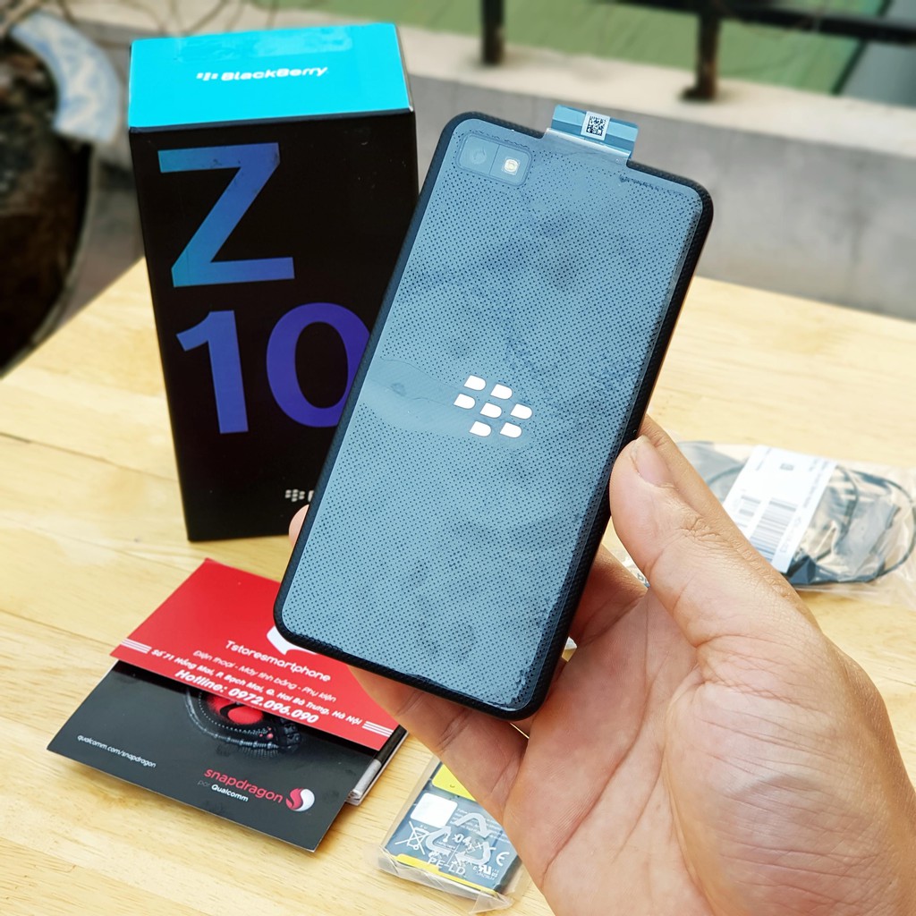 Điện thoại Blackberry Z10 FullBox 16GB RAM 2GB chính hãng | WebRaoVat - webraovat.net.vn