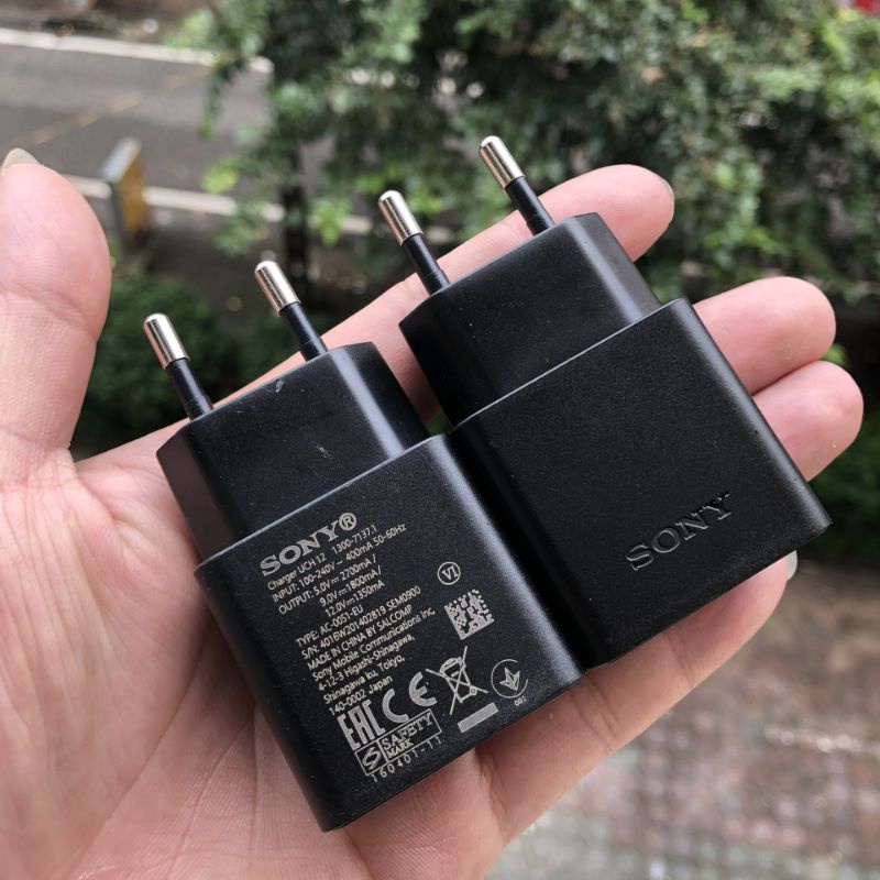 Bộ Sạc Nhanh Sony Xperia UCH12 Và Cáp Sony UCB Micro EC803