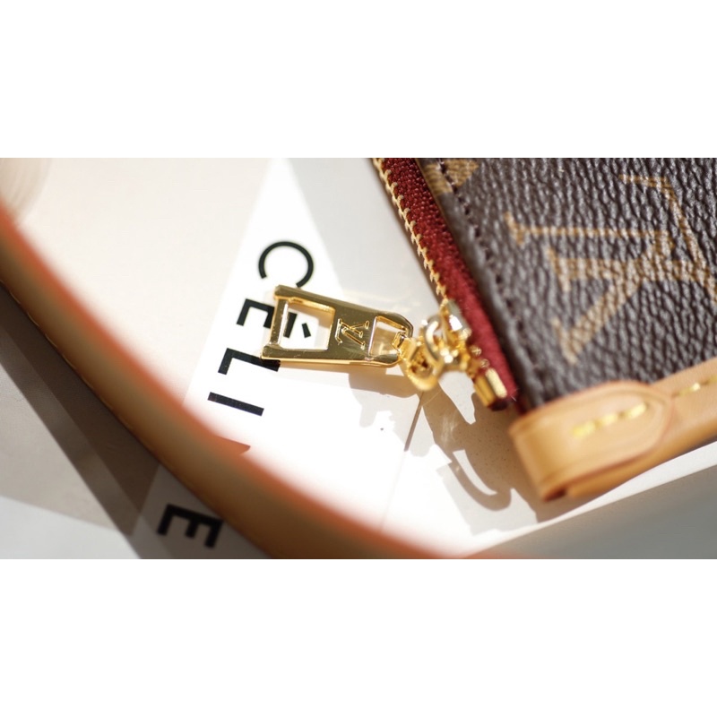 Túi Đeo LOUISVUITTON