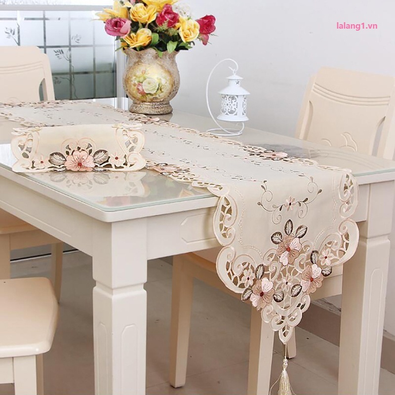 Khăn Trải Bàn Thêu Hoa Trang Trí Đẹp Mắt
