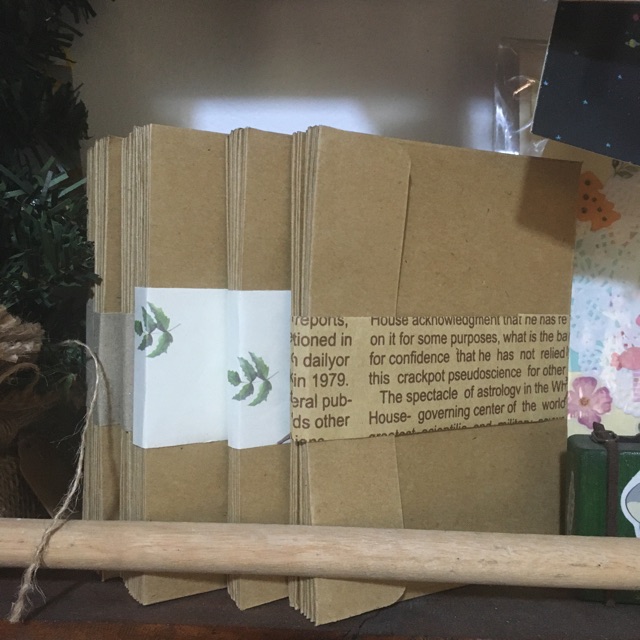 Xấp 10 Phong Bì Thư Kraft 9cm x 12cm (giấy dày cứng)