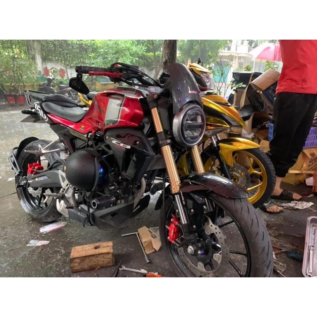 KÍNH CHẮN GIÓ CACBON FIBER DÀNH CHO HONDA CB150R/ CB300R