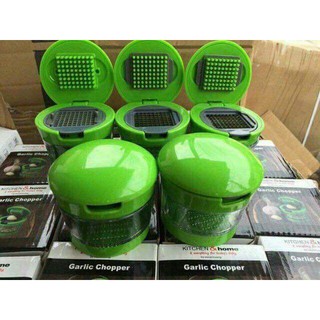 DỤNG CỤ DẬP TỎI.