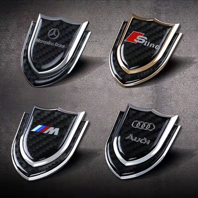 Miếng dán bằng kim loại sợi carbon dùng trang trí xe ô tô hình logo thời trang