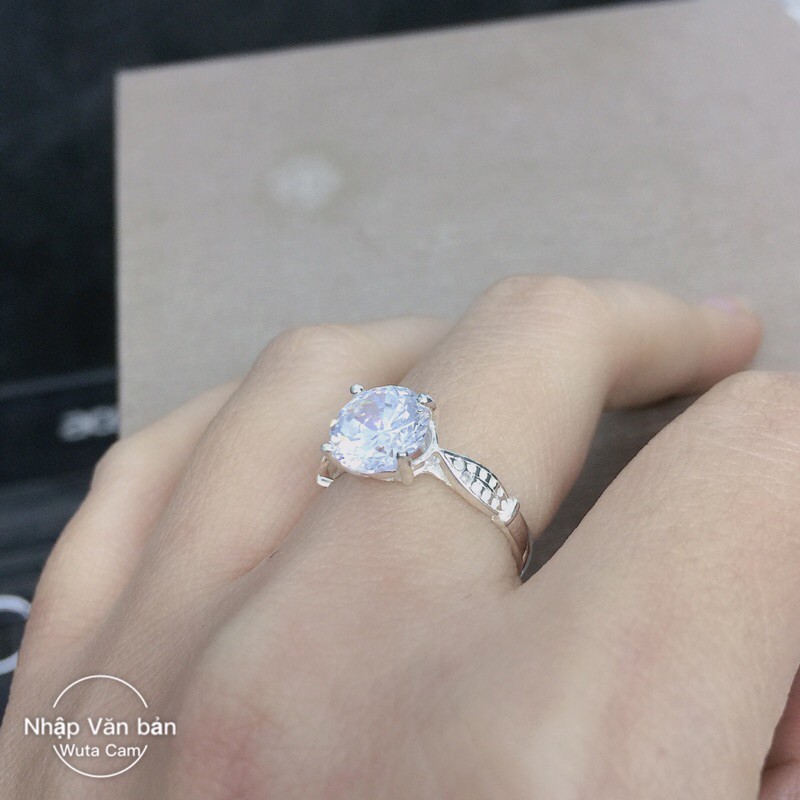 Nhẫn đá cao nhân tạo 7-8 ly đai chấm bạc chuẩn