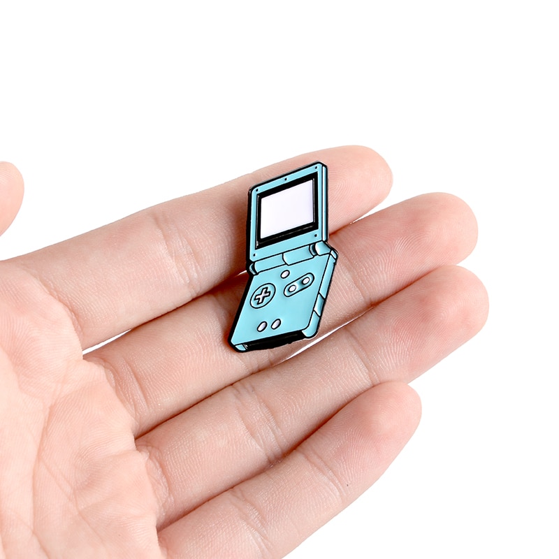 Ghim cài áo QIHE JEWELRY thiết kế máy chơi game cầm tay trang trí quần áo/ làm quà cho bạn bè