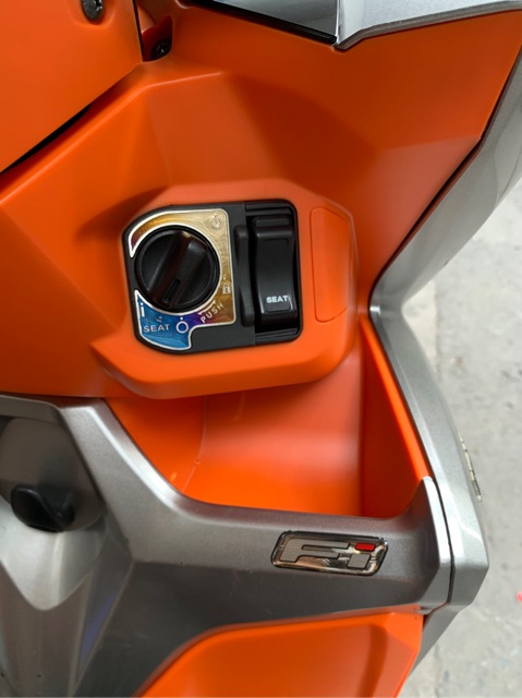 Logo Titan Ổ Khóa Smartkey VARIO/CLICK/AB/VISION