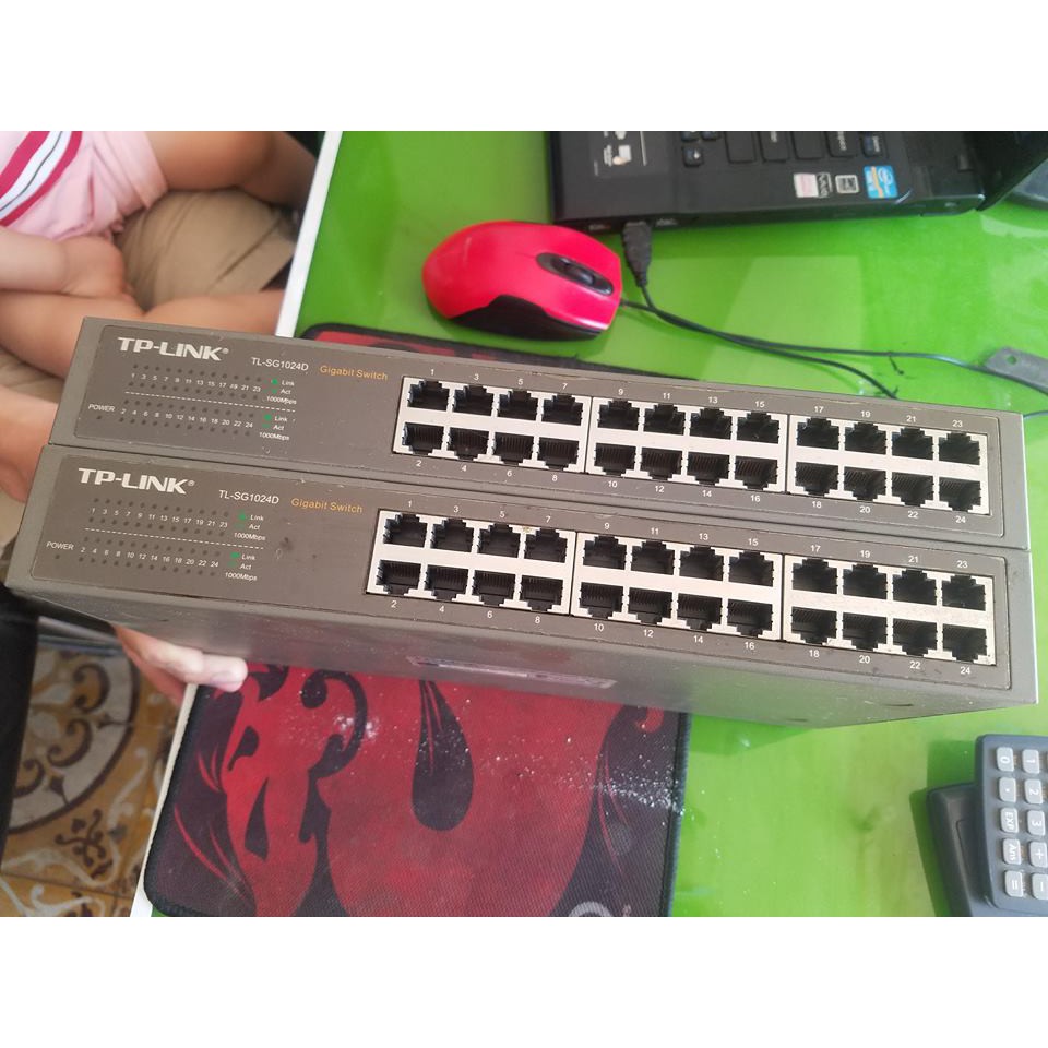 switch chia 24 cổng mạng