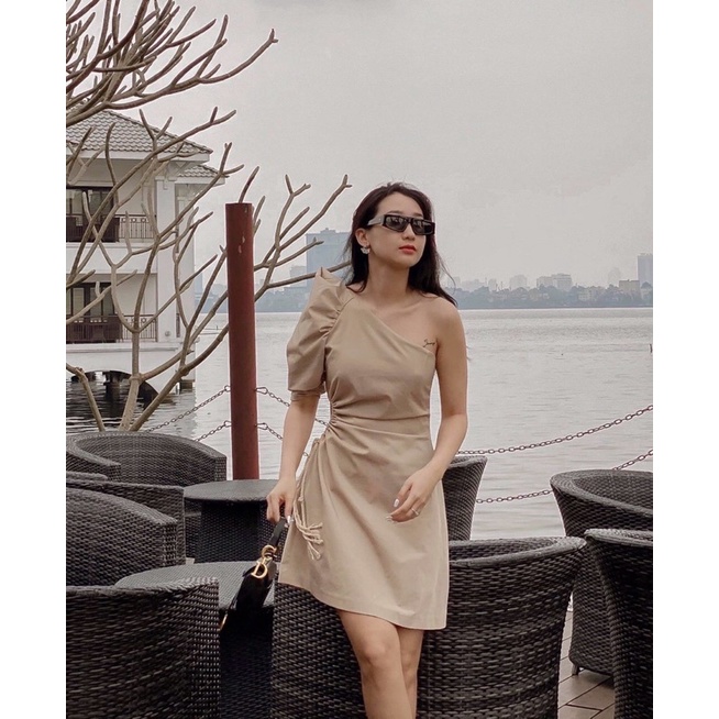 ĐẦM XÒE RÚT DÂY EO TONE NÂU DỊU DÀNG SANG CHẢNH