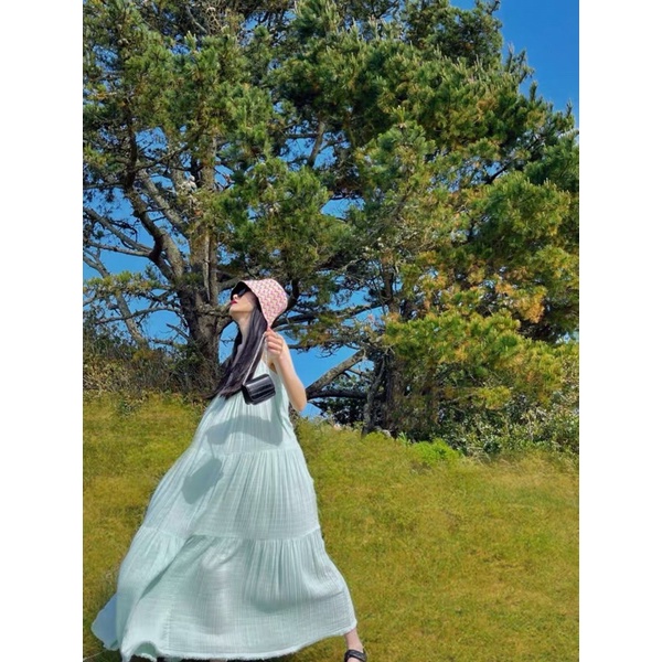 Váy maxi hai dây màu xanh mint