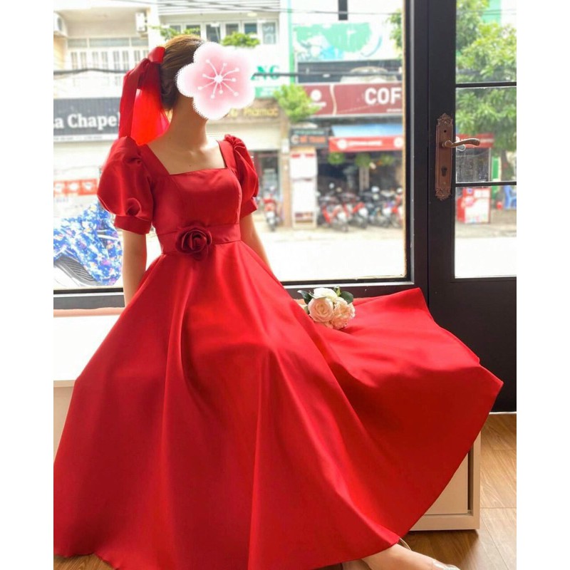 đầm tay phồng hot trend đính hoa hồng