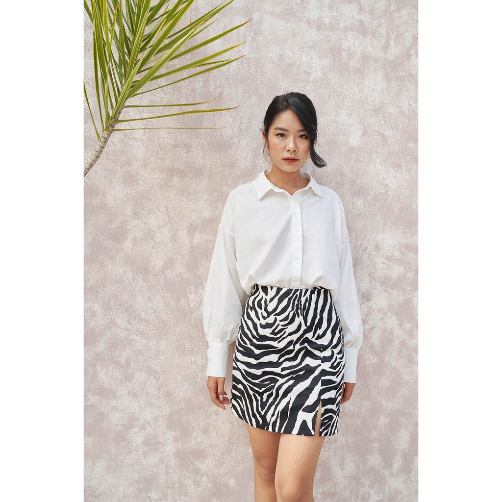 [Mã WABRLOW5 giảm 15% đơn 300K] DOTTIE - Chân Váy Xẻ Họa Tiết Ngựa Vằn S0042 | BigBuy360 - bigbuy360.vn