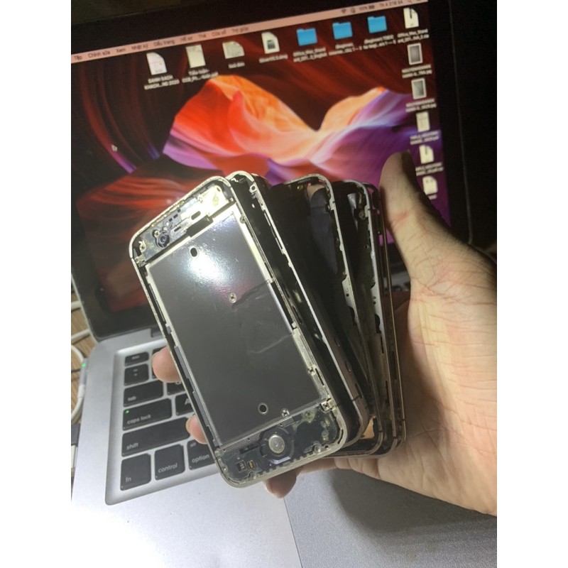 VỎ SƯỜN IPHONE 4S CHO ANH EM THAY THẾ HOẶC LẤY LINH KIỆN