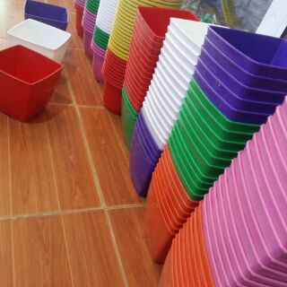 10 chậu vuông cỡ to 16cm