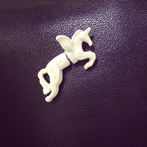 Bông tai hợp kim hình ngựa Unicorn