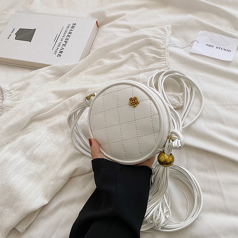 Túi Đeo Vai Hình Tròn Cỡ Nhỏ Phối Tua Rua Thời Trang Cho Nữ