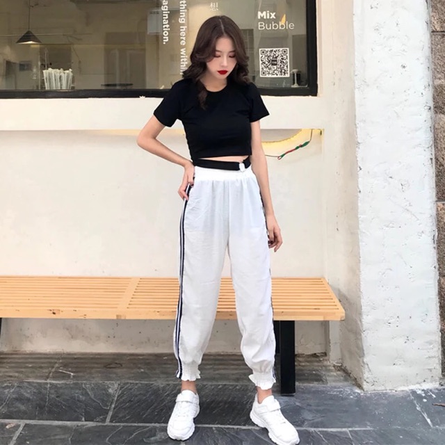 Áo croptop chocker | BigBuy360 - bigbuy360.vn