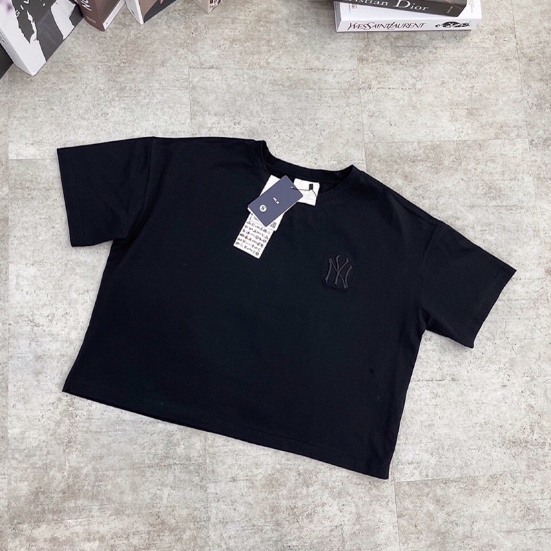 [SẴN/ảnh thật]Áo thun croptop mbl đen chất cotton Hàng Xuất