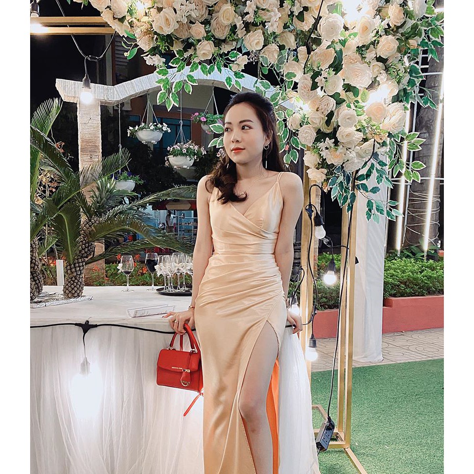 Đầm dạ hội xẻ tà màu vàng sang trọng, quý phái - LYLY Dress | BigBuy360 - bigbuy360.vn