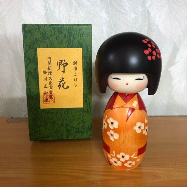 Búp bê gỗ Kokeshi, món quà lưu niệm của Nhật Bản, tên Nobana