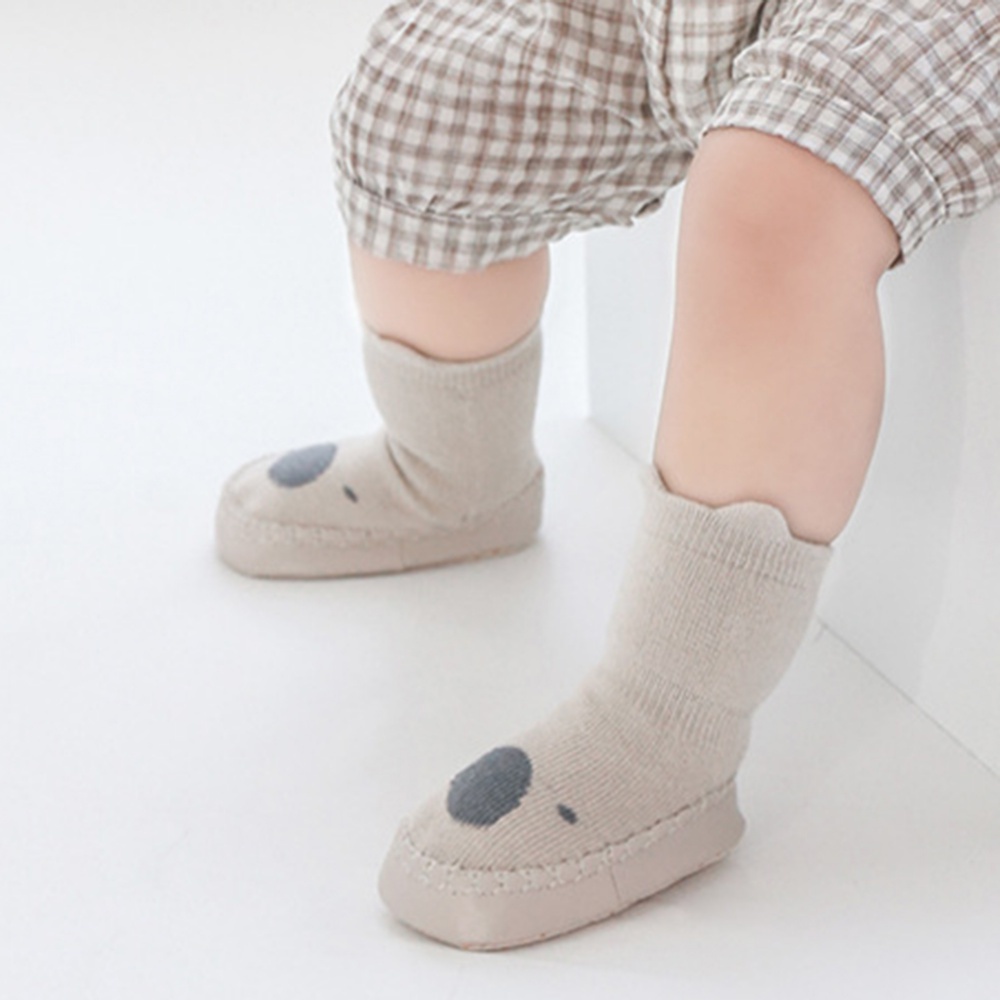 Giày Vớ Cổ Cao Đế Mềm Họa Tiết Hoạt Hình Dễ Thương Cho Bé