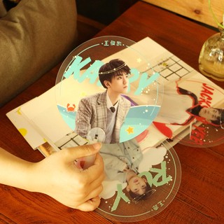(nhiều mẫu) Quạt tròn cầm tay TFBOYS Vương Nguyên Tuấn Khải Thiên Tỉ