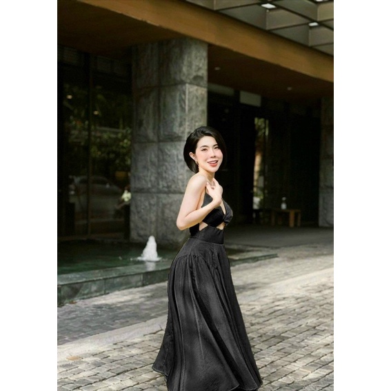 Đầm thời trang nữ mặc đi chơi chất lụa 100D 2 dây maxi khoét eo