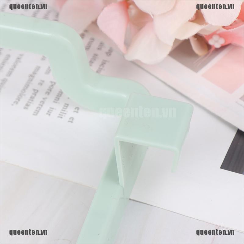 Giá đỡ túi rác gắn tủ bếp gọn nhẹ ẩn được