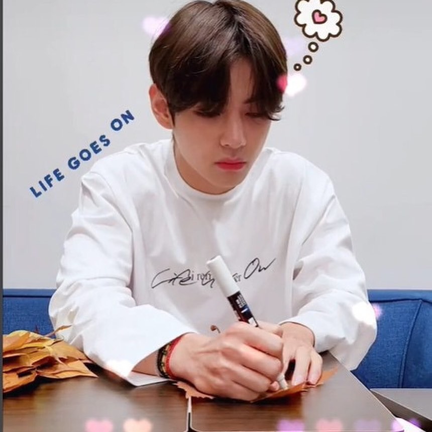 Vòng tay handmade cheap moment with Taehyung  Single braid