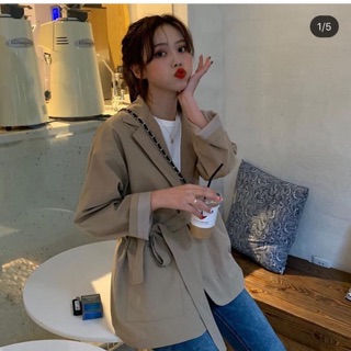 Áo blazer nâu kèm đai