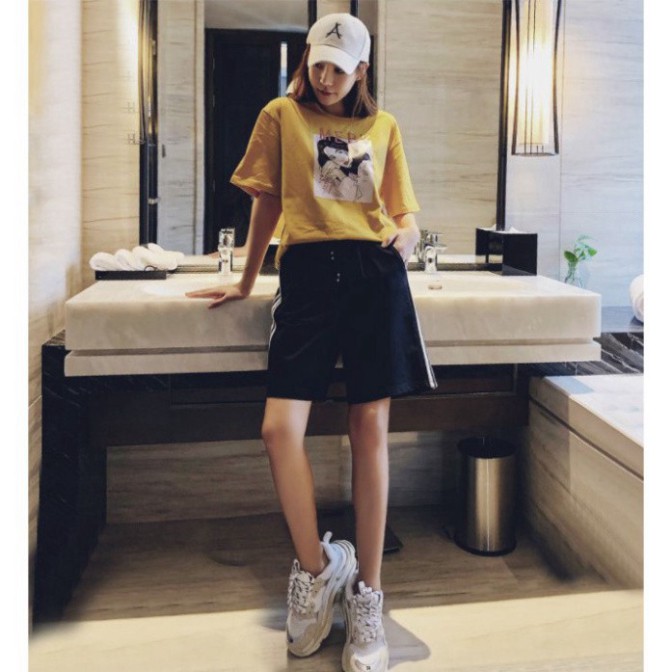 Quần SHORT thể thao 3 sọc Nam Nữ Ulzzang Unisex siêu hot | BigBuy360 - bigbuy360.vn