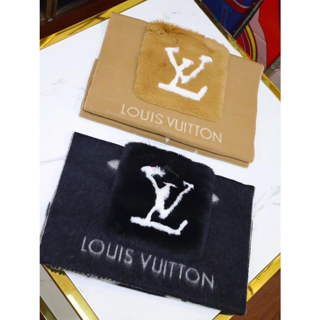 Khăn Choàng Dạ Lông Cừu Có Túi Cao Cấp