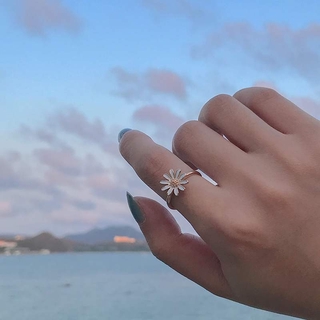 Nhẫn thiết kế hình hoa cúc đính đá thời trang F283