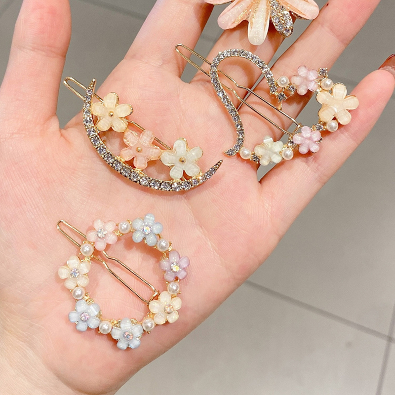 Kẹp tóc hình hoa / trái tim / trăng lưỡi liềm đính đá phong cách Hàn Quốc xinh xắn dành cho nữ