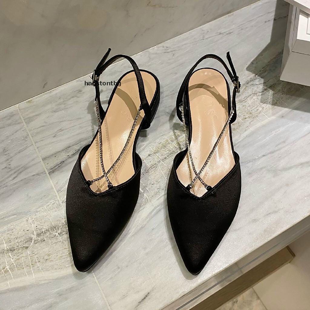 Sandal nữ gót bệt quai chéo đá nhẹ nhàng Q173 hàng chất đẹp