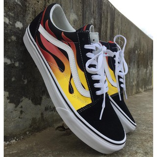 Giày Vans Old Skool họa tiết lửa