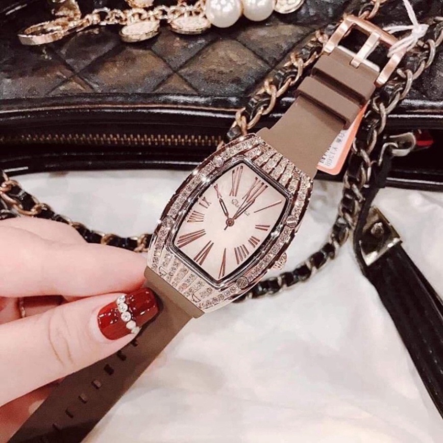 Đồng hồ nữ Davena mặt bầu quai silicon mềm dẻo, bảo hành 12 tháng