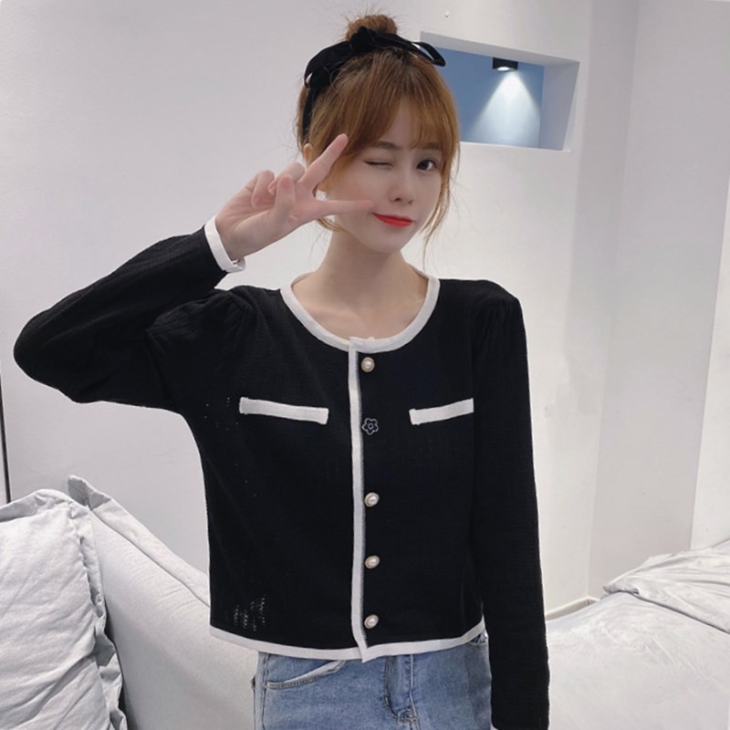 Áo Cardigan Dệt Kim Tay Dài Cổ Tròn Phối Nút Thiết Kế Đơn Giản