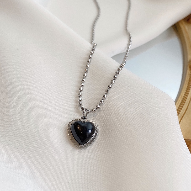 Vòng cổ mặt trái tim màu đen phong cách cổ điển Hàn Quốc cho nữ