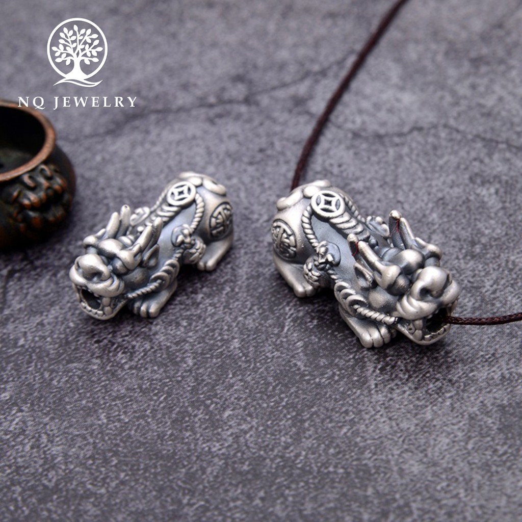 Charm bạc tỳ hưu xỏ ngang - NQ Jewelry